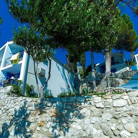By The Sea Drasnice, Makarska - 3330 *